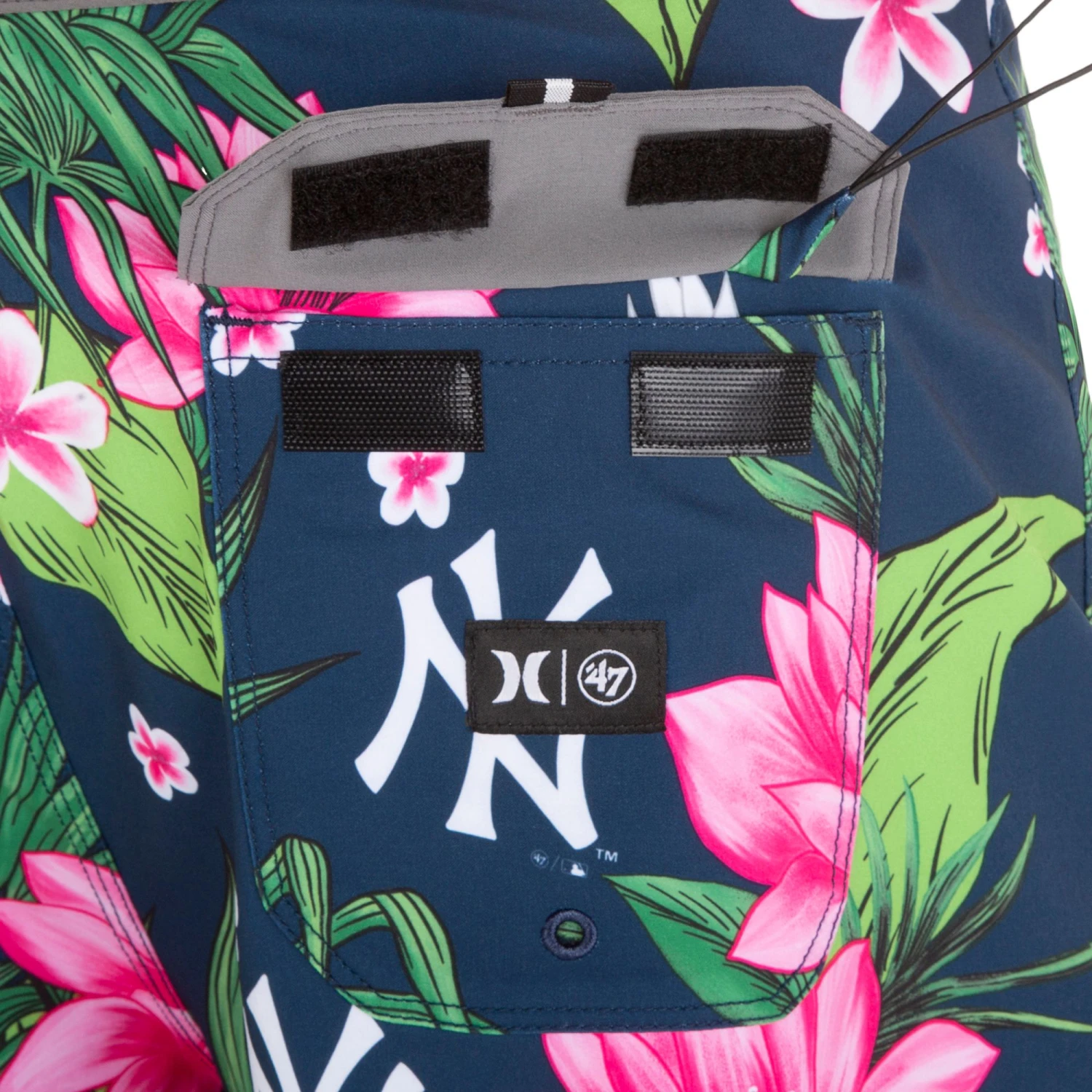 Hurley Men's New York Yankees Blue 20" Phantom Board Shorts For Men 9 Hurley Men's New York Yankees Blue 20" Phantom Board Shorts For Men - Image 7